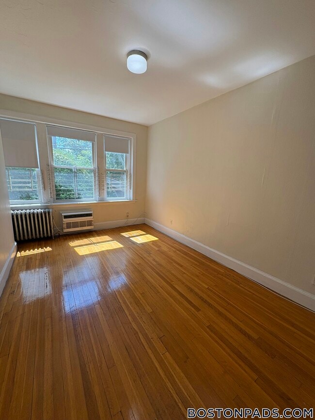 Building Photo - 33 Lancaster Terrace