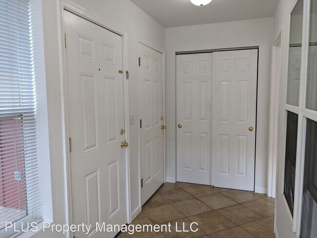Building Photo - 3 br, 2 bath House - 61254 Blakely Rd