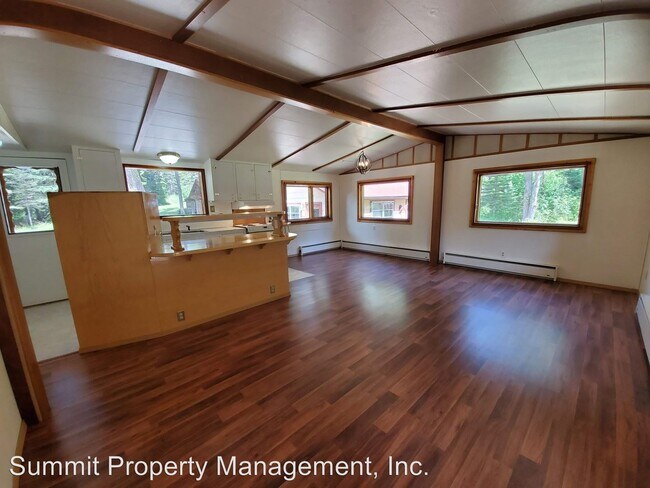 Building Photo - 3 br, 2.5 bath House - 11900 Grant Creek Road