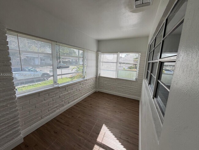 Building Photo - 890 NW 55th St