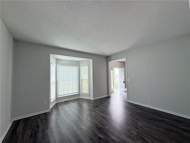 Foto del edificio - 175 Sessingham Ln