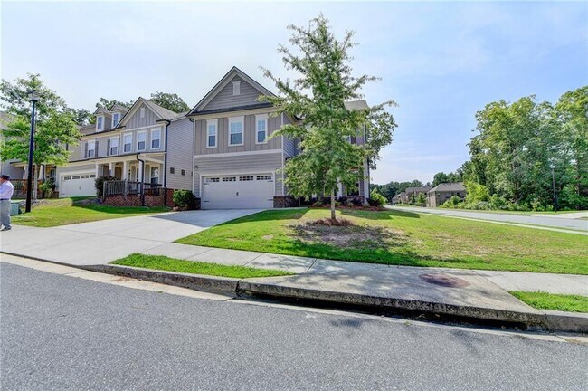 Building Photo - 2409 Ivy Meadow Ln