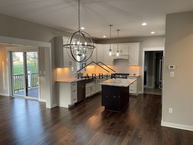 Foto del edificio - 2049 Kerry Dr NE