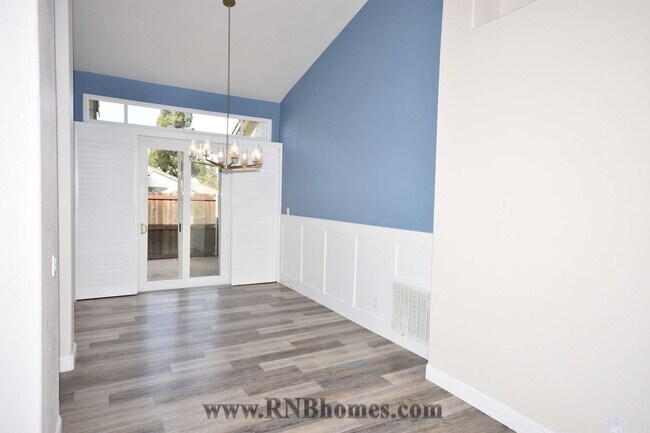 Foto del edificio - 428 Rockport Cir