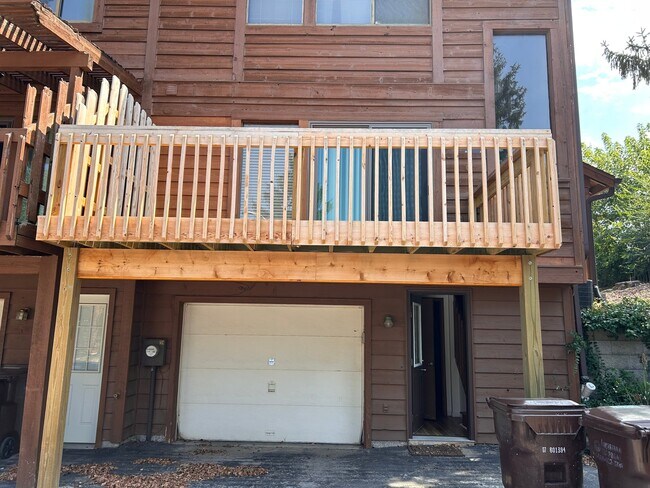 Foto del edificio - 234 Cedar Grove Dr
