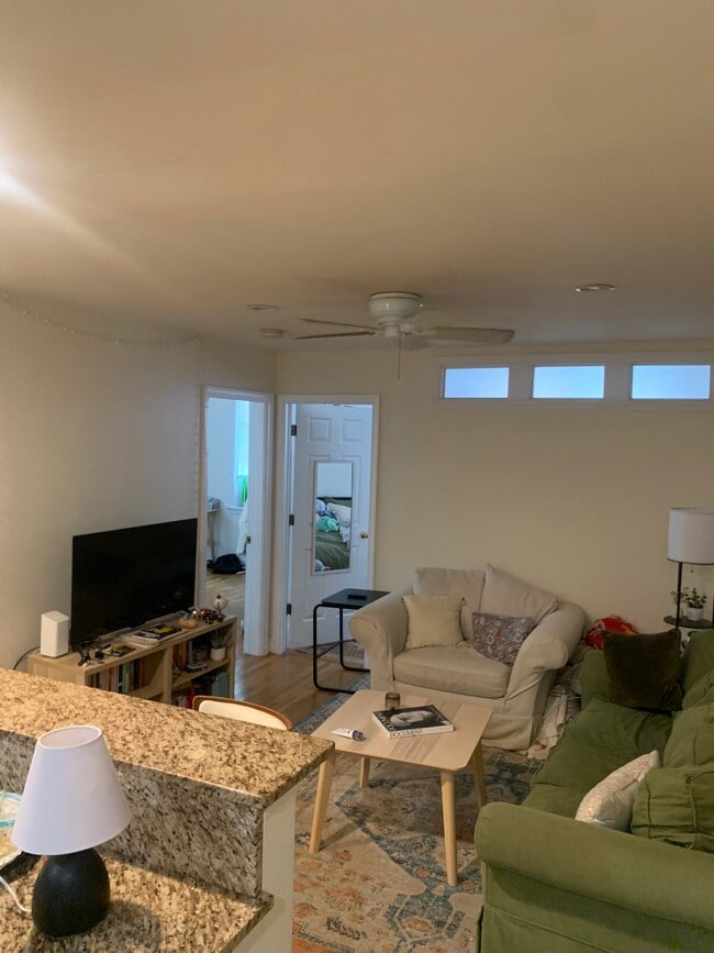 Foto del edificio - 328 Saint Paul St