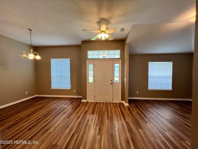 Foto del edificio - 1109 Seattle Slew Ln