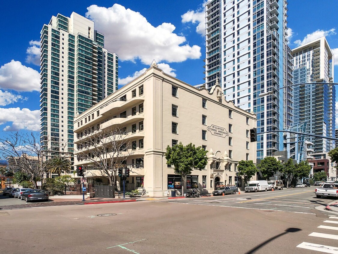 Primary Photo - 1202 Kettner Blvd