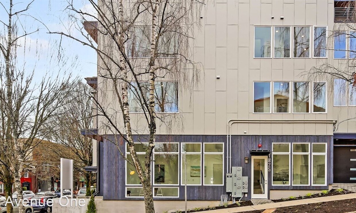 2 br, 2.5 bath House 1825 E. Roy Street House Rental in Seattle, WA