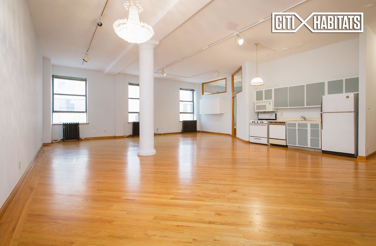 Primary Photo - 395 Broadway