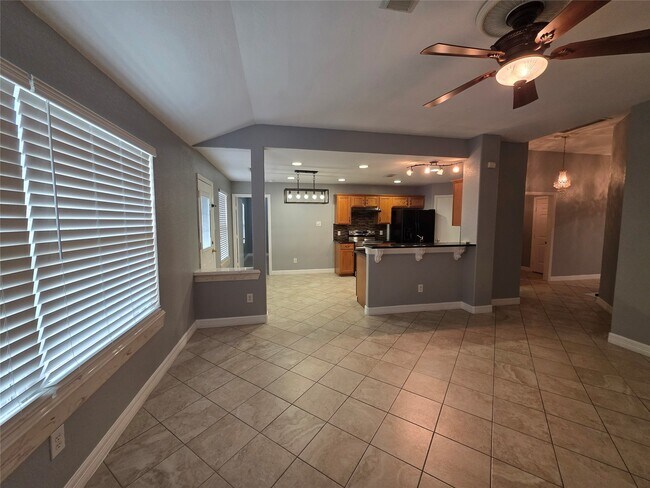 Building Photo - 5614 Eagle Landing