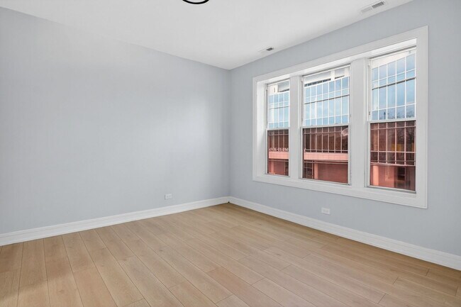 Foto del edificio - 5400 W 23rd St