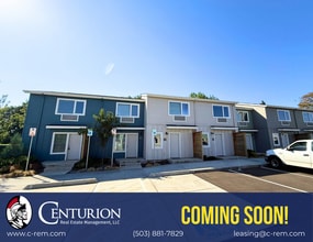 Building Photo - 2901 Waverly Dr SE