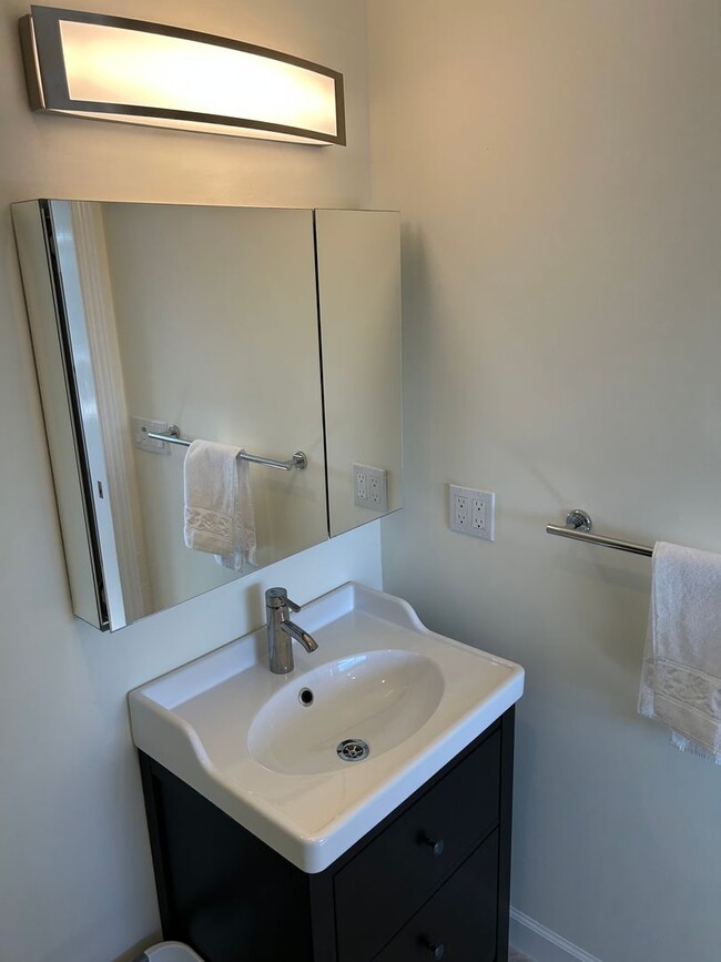 Building Photo - Brand-New Glenview Highlands ADU with Stunning Bay & SFO Views – Utilities Included!