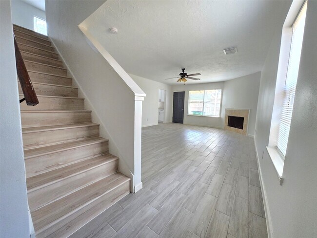 Foto del edificio - 11735 Sunny Stream Dr