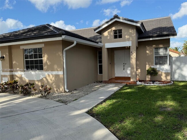 Foto del edificio - 651 NW 134th Ave