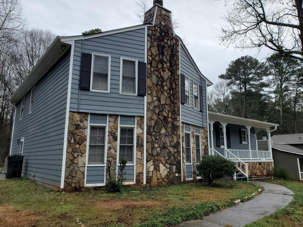 Primary Photo - 257 Omega Dr