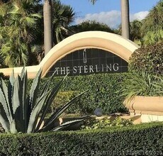 Building Photo - 4208 Glenmoor Dr