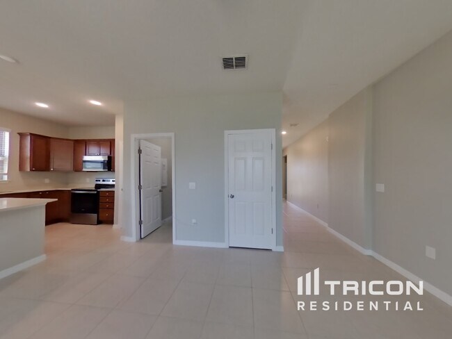 Foto del edificio - 1797 Cayman Cove Cir