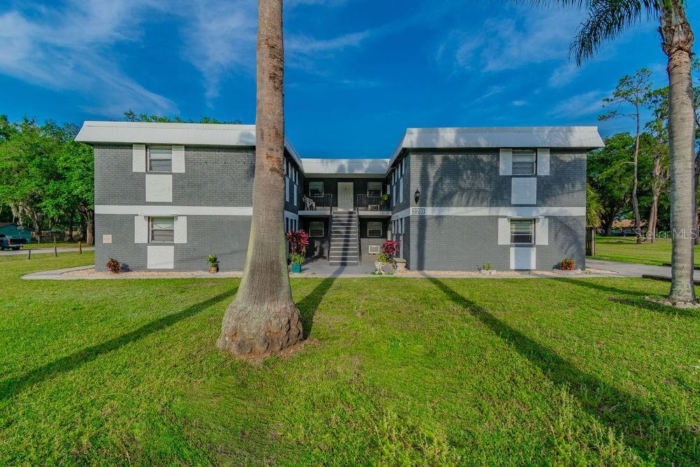 Foto principal - 2210 Thonotosassa Rd