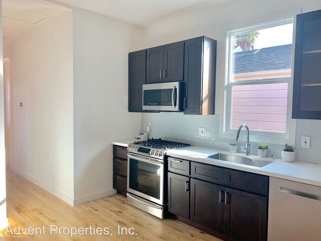 Foto del edificio - 2 br, 1 bath House - 350 San Carlos St