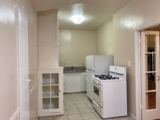 Foto del edificio - 476 Landfair Ave