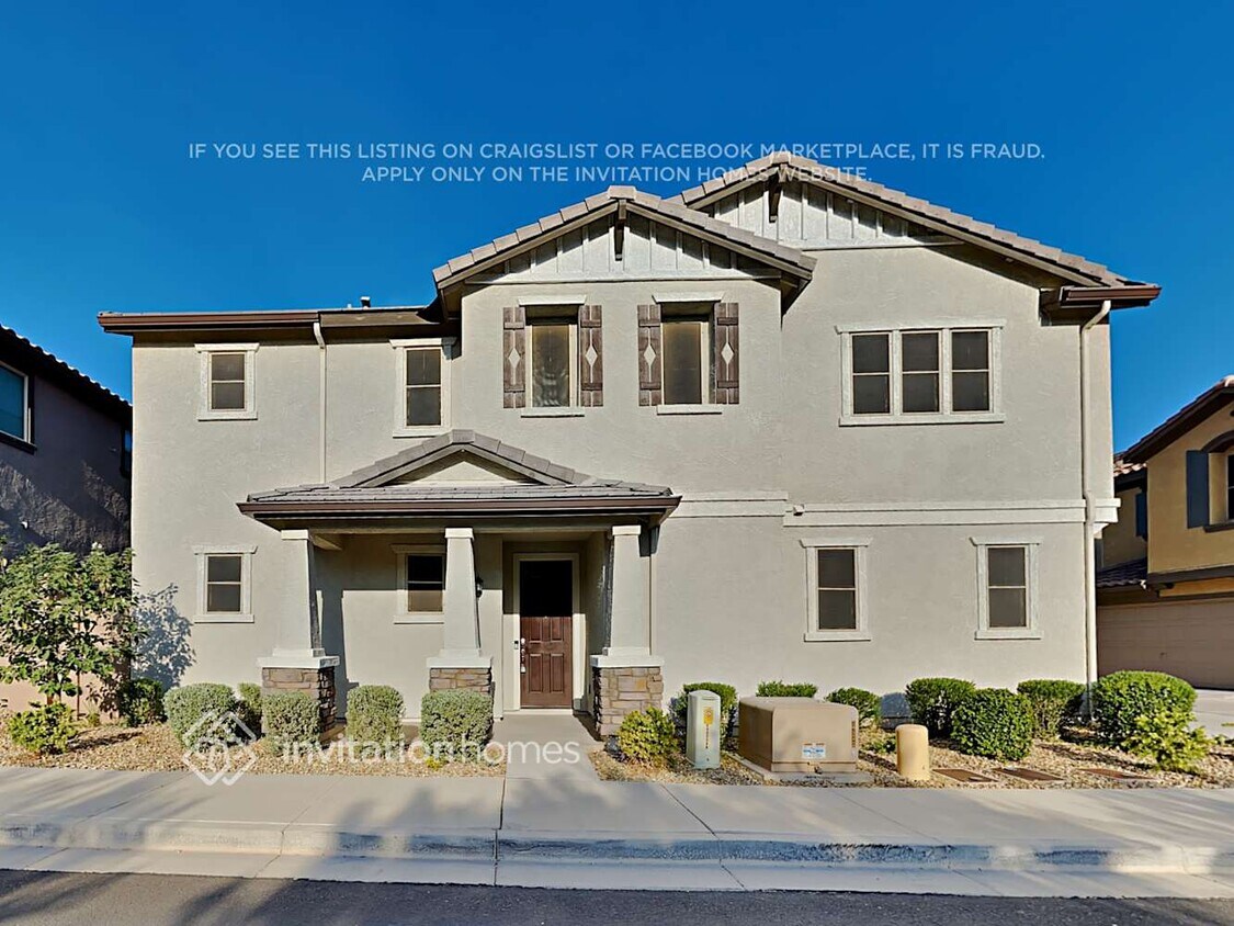 Foto principal - 1171 N 163rd Dr