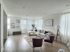 Building Photo - 27589 Sanctuary Ct