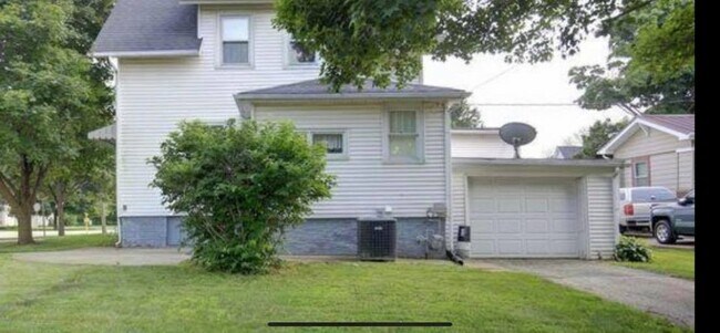 Building Photo - 307 Leney Ct