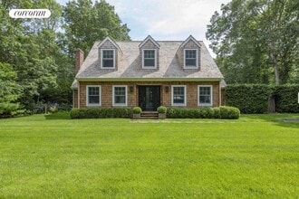 Building Photo - 18 Country Ln Building Photo - 18 Country Ln