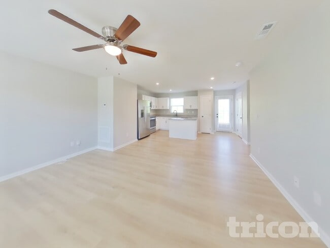 Building Photo - 4114 S Downs Cir