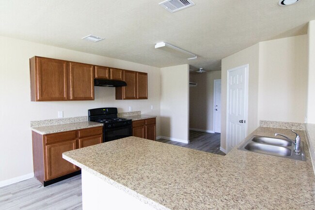 Building Photo - 12614 Wild Columbine Rd