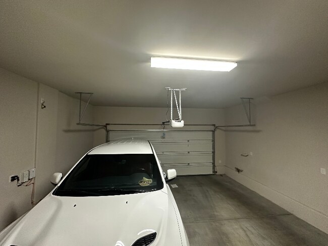 Foto del edificio - 7446 Sunray Point St