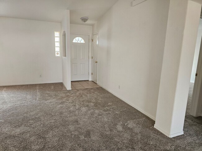 Building Photo - Unfurnished Long Term Rental