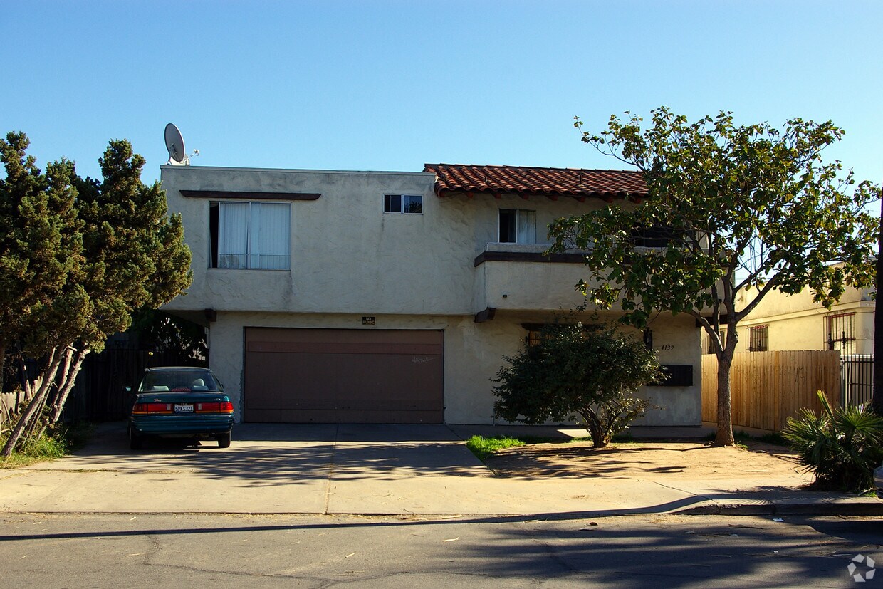 Building Photo - 4139 N 46th St