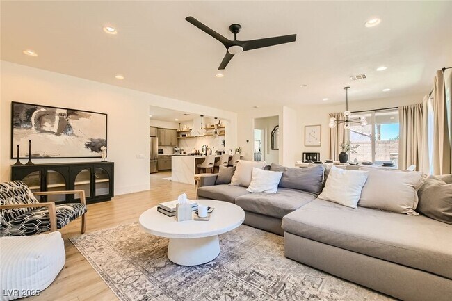 Foto del edificio - 2724 Mintlaw Ave