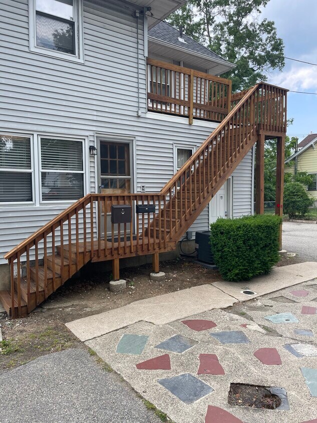 Foto principal - 498 Ringwood Ave