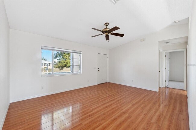 Foto del edificio - 9853 SW 59th Cir
