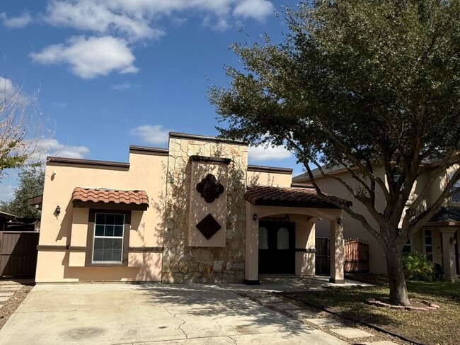 Foto del edificio - 1021 Savannah Loop