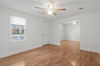 Building Photo - 1408 N Bronough St