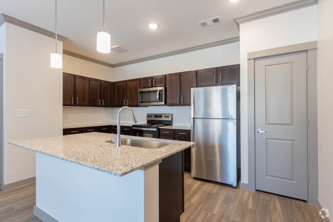 1BR, 1BA - 652 SF - Windmill Ranch Apartments