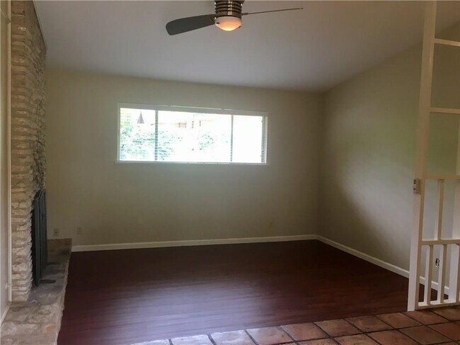 Foto del edificio - 2509 Trailside Dr