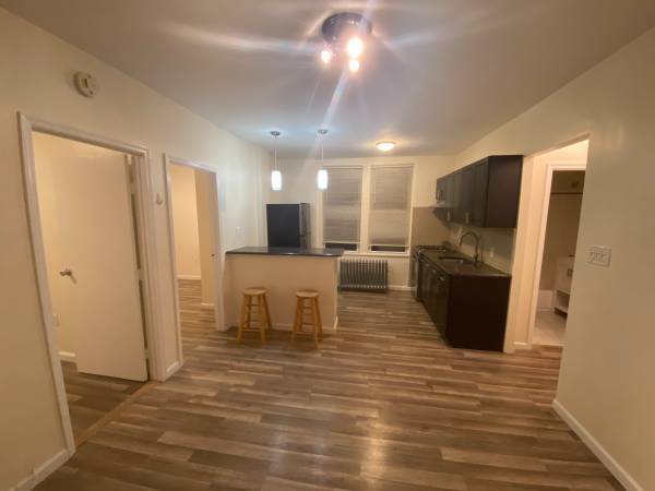 Foto principal - 3030 33rd St