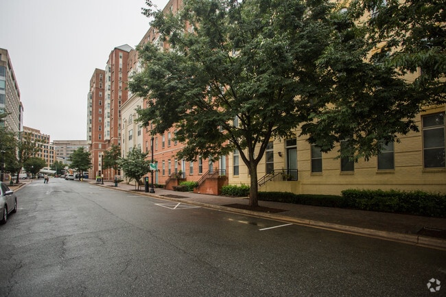 Building Photo - The Clarendon