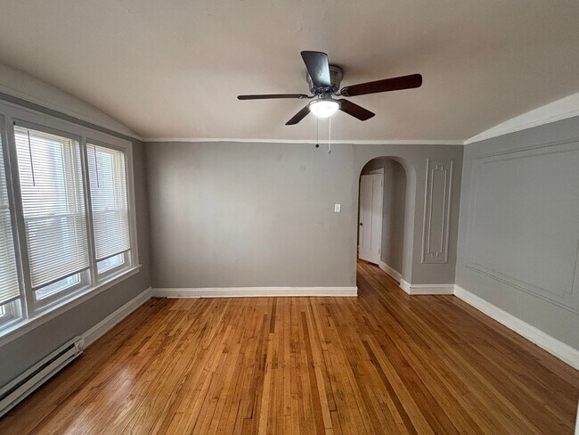 Foto del edificio - 8346-8348 S Maryland Ave