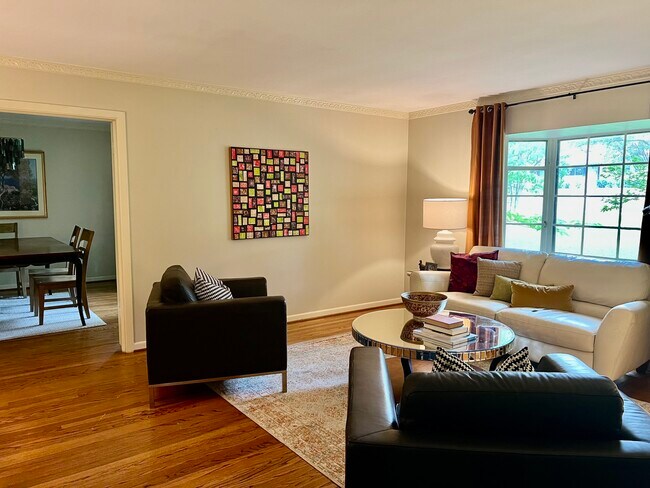 Building Photo - 6544 Lange Cir