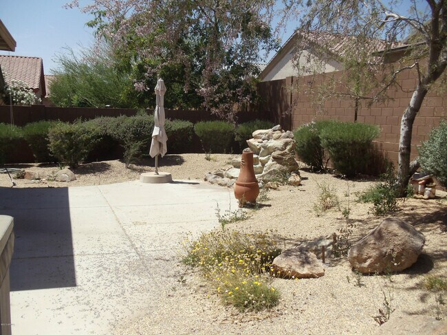 Building Photo - 6602 W Andrea Dr