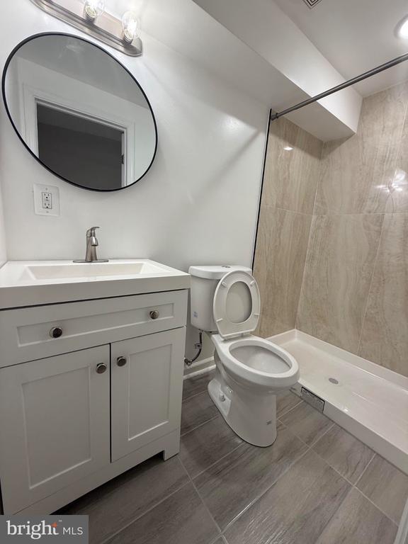 Foto del edificio - 1604 N Washington St