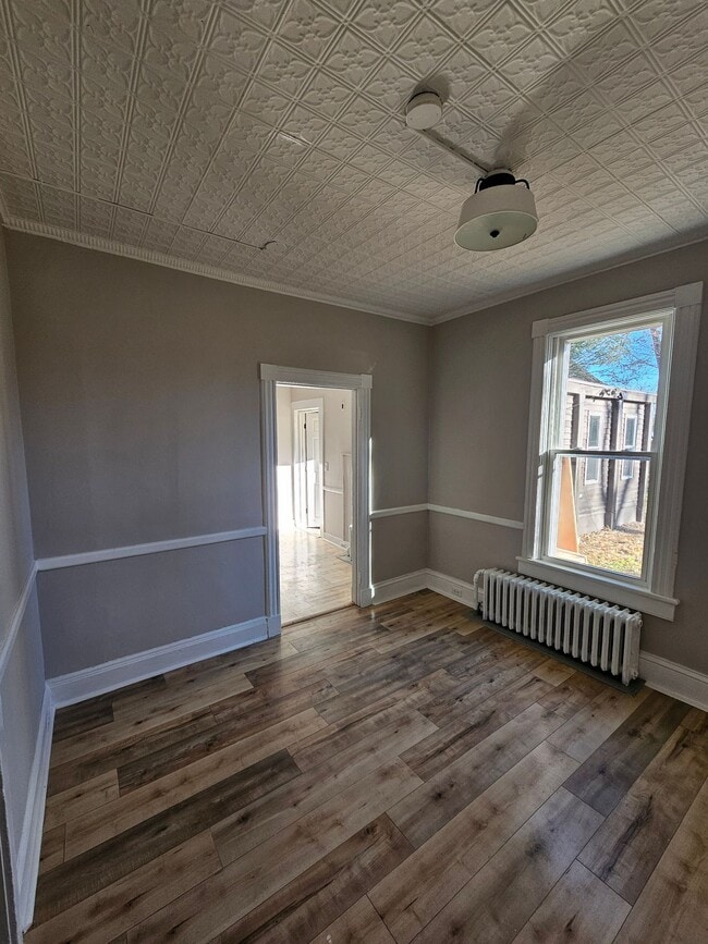 Building Photo - 3 Bedroom Apartment - Kingston, NY