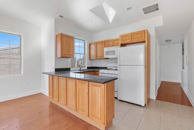 Foto del edificio - 621 N 33rd St